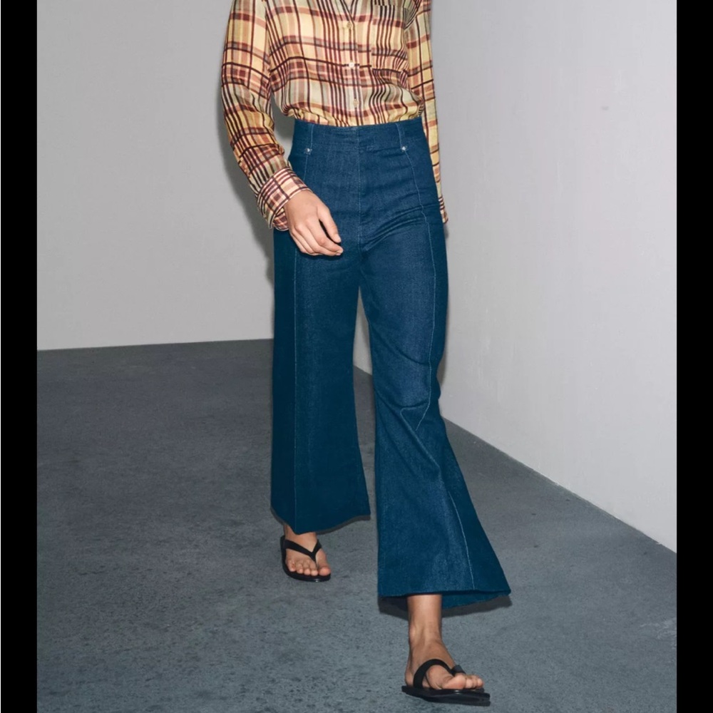 Zara High-Waisted Blue Flare Jeans